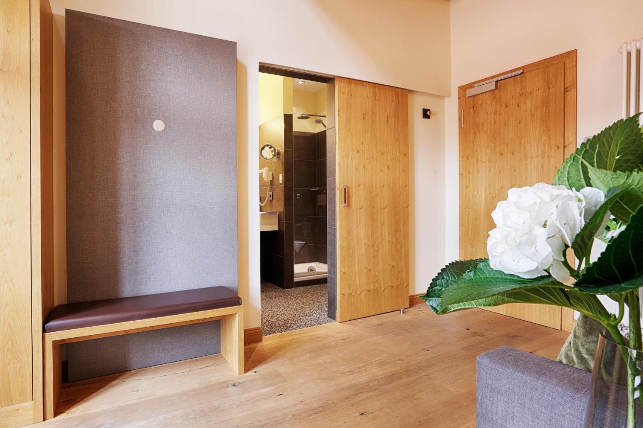 Hotel Wiener Botschaft In Veitshoechheim ภายนอก รูปภาพ
