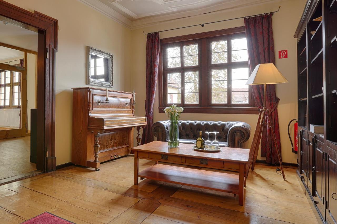 Hotel Wiener Botschaft In Veitshoechheim ภายนอก รูปภาพ
